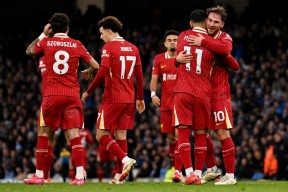 华体会官网-包含曼城轻取阿森纳，萨拉赫补时绝平德甲的词条