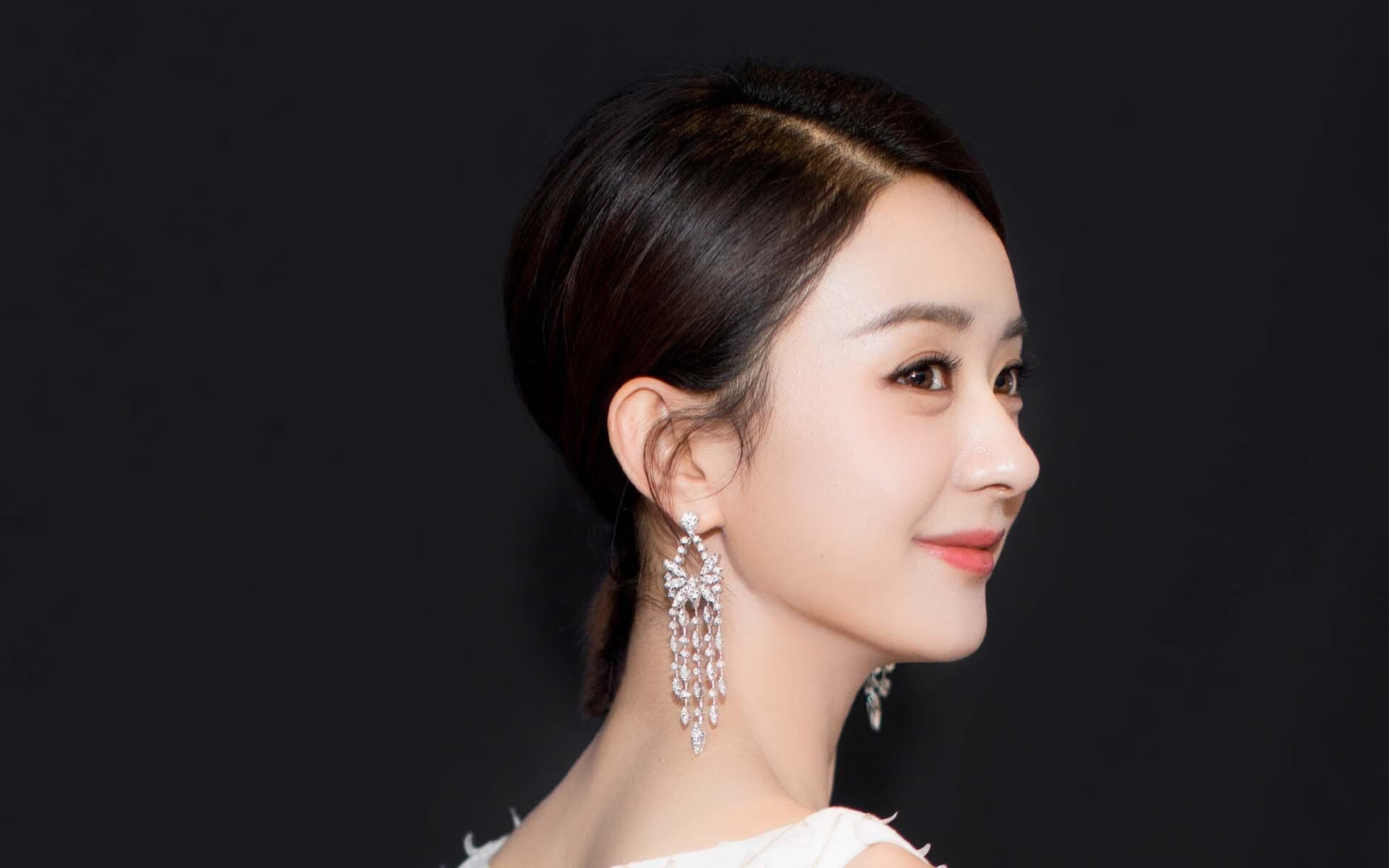 华体会app-哈登场降临与火雨倾盆，广厦火力全开压制十一冠王  第1张